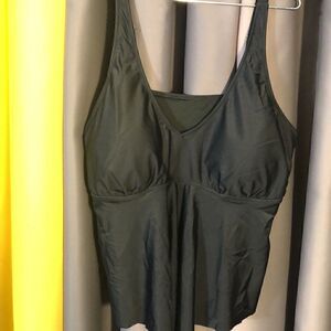 Bellecarrie Plus Size 4XL Tankini Swimsuit for Women Flowy Two Piece NWOT